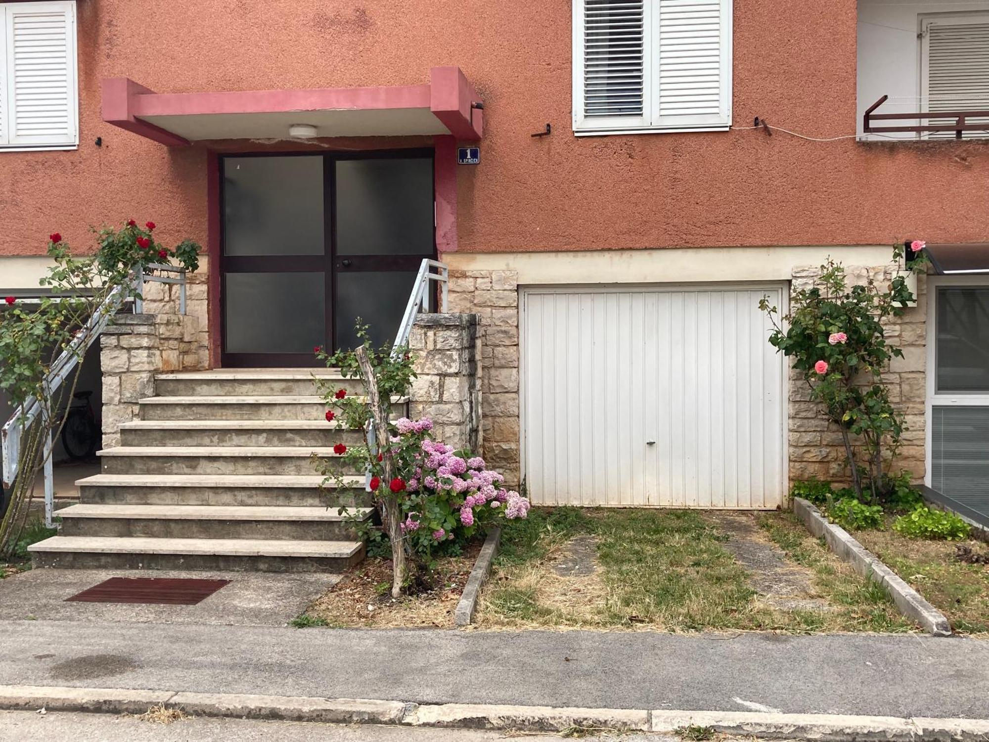 Home Sweet Home Poreč Exterior foto